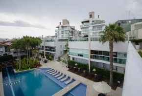 Apto Varandas do Atlantico frente mar com piscina aquecida - 4 quartos